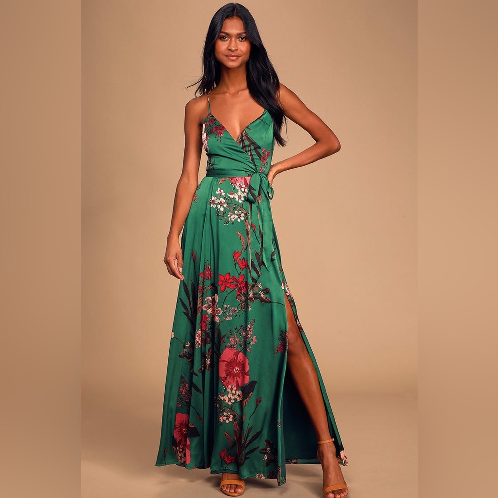 Lulu’s Emerald Floral Maxi Dress